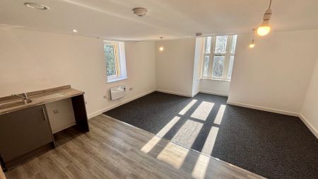 Madeira Road, Weston Super Mare - Photo 4