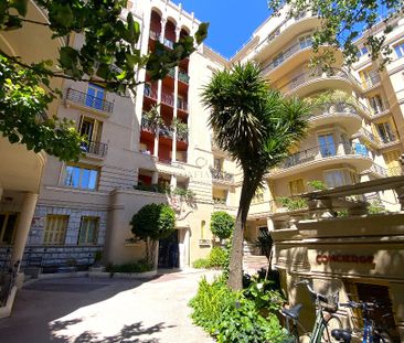 Location Appartement 1 pièce 20m² NICE 06000 - Photo 5