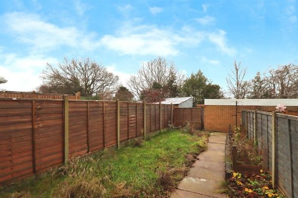 2 BED Terraced House To rent - Photo 1