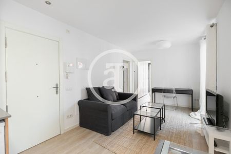 Piso de alquiler en C/ de Watt, Sants - Photo 3