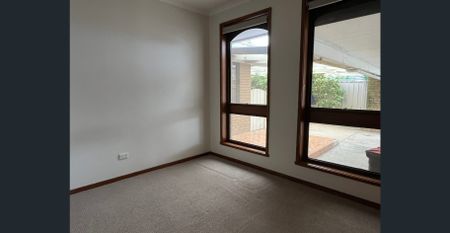 Great Location with Inground Swimming Pool - Photo 4