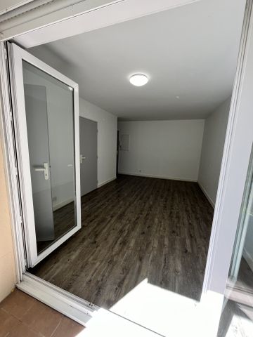 Location Appartement 1 pièce 27m² POITIERS 86000 - Photo 2