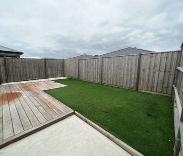 Beutifully presented home in sought after Clyde Nth - Photo 4