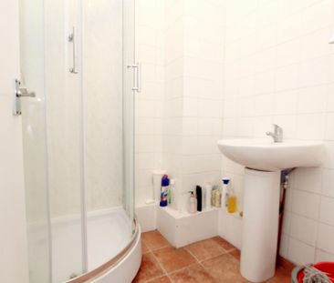 5 bedroom house share to rent - Photo 5