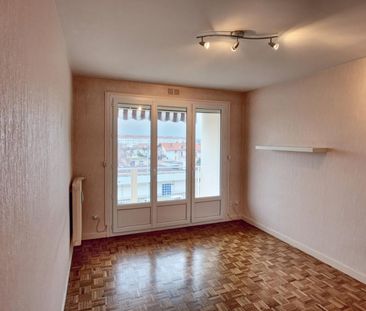 A LOUER - APPARTEMENT T2 - ROANNE SECTEUR GARE - Photo 4