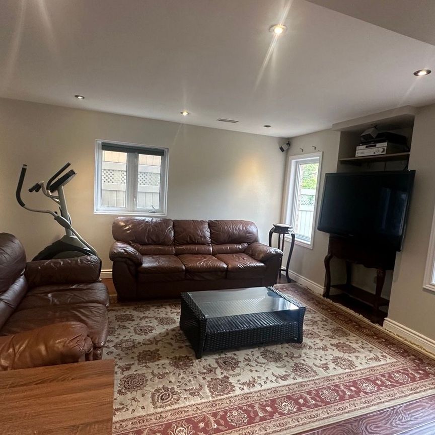 For Lease - 2416 Hilda Drive Unit# Bsmt, Oakville, Ontario - Photo 1