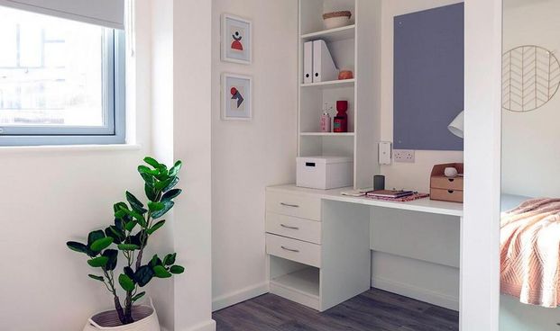 Studio to rent - Photo 1