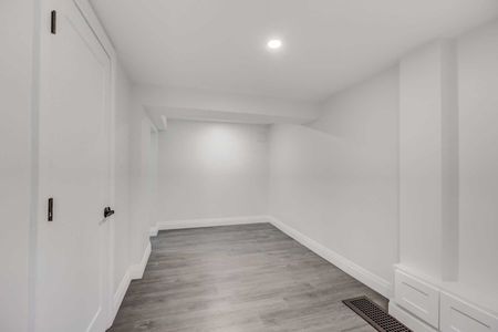 For Lease - 901 Brimorton Drive Unit# Bsmt, Toronto, Ontario - Photo 5