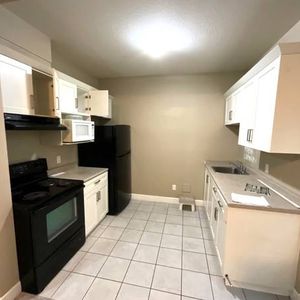 Beautiful 1-bedroom, 1 bathroom basement for Rent (QK21) - Photo 2