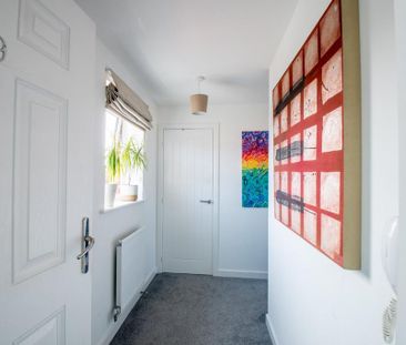2 bedroom penthouse to rent - Photo 4
