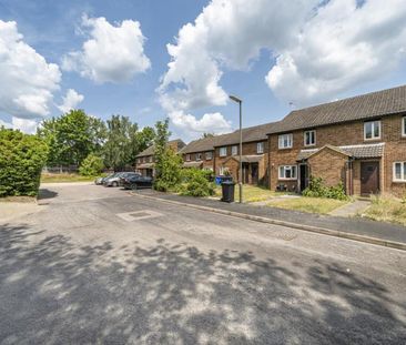 Selby Walk, Woking - 1 bedroomProperty for lettings - Seymours - Photo 2