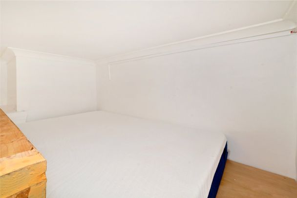 Castletown Road, West Kensington - Photo 1