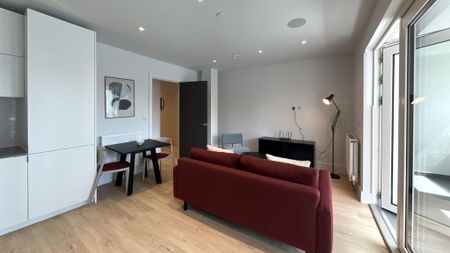 1 bedroom flat to rent - Photo 4