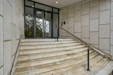 Bracknell, Berkshire, RG12 - Photo 5