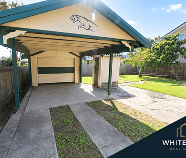 IDEALLY LOCATED, WEL PRESENTED HOME - Photo 4