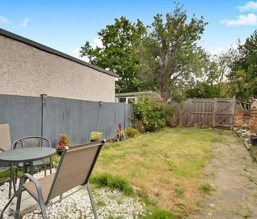 Adderley Road, Harrow Weald, HA3 - Photo 3