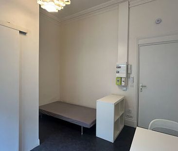 Appartement 1 pièces 14m2 REIMS 460 euros - Photo 1
