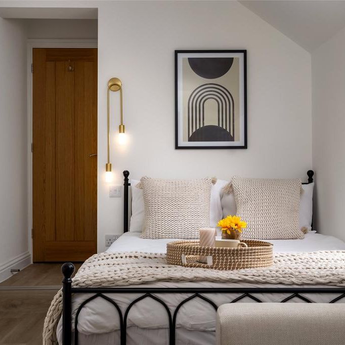 1 bedroom semi-detached house to rent - Photo 1