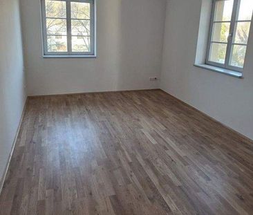 Erstbezug! Wohnen im historischen Kutscherhaus! Exklusiv und Modern! - Photo 3