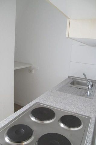 Ein Traum: 3-Zi-Dachgeschosswohnung am Südfriedhof, Badewanne, Garten, ruhige Lage - Photo 5