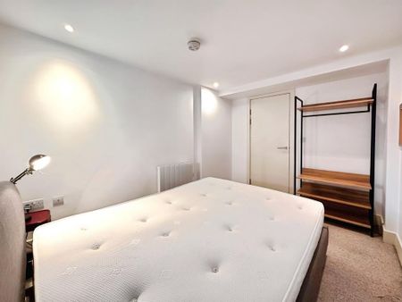 2 bedroom flat to rent - Photo 5