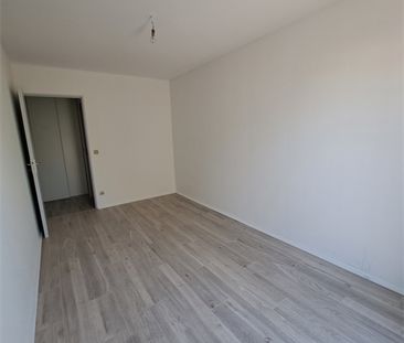 Location Appartement 2 pièces 48m² - Photo 3