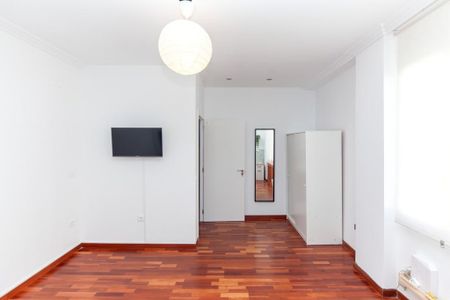 Carrer Dr. Lluch, Valencia, Valencian Community 46011 - Photo 4