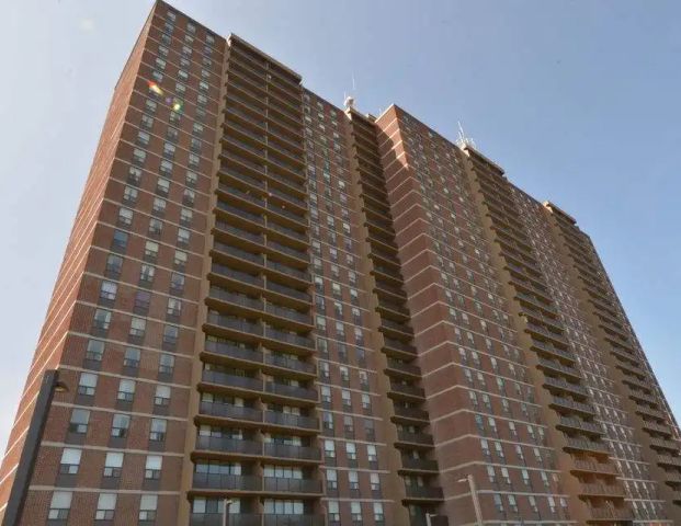 The Cross Winds — 1 Bedroom + Den - Photo 1