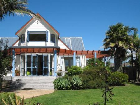 Pacific Parade - Photo 4