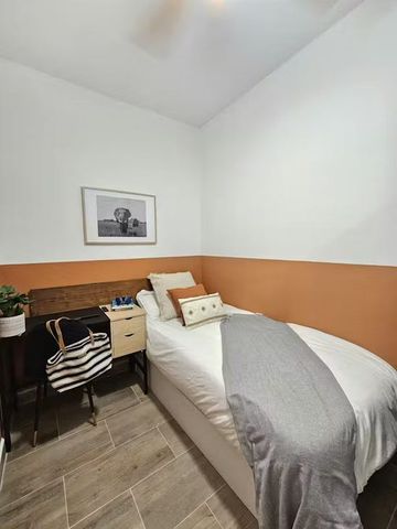 Carrer de Balmes, Barcelona, Catalonia 08007 - Foto 2