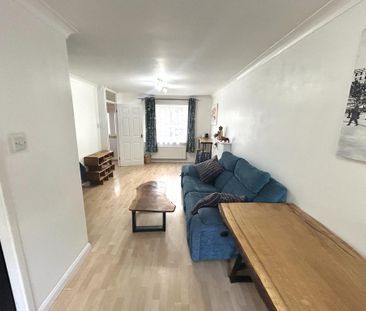 2 bedroom terraced house to rent - Photo 2