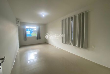 Casa com 4 quartos e 150m² para alugar em Campeche, Florianópolis. - Foto 5