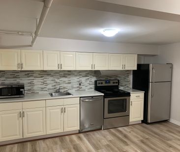 For Lease - 701 THE QUEENSWAY Avenue, Toronto, Ontario - Photo 2