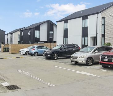 Otahuhu - Near New 3 Bedroom Townhouse - Photo 4