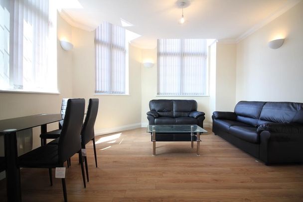 Whitton Road, Hounslow - Photo 1