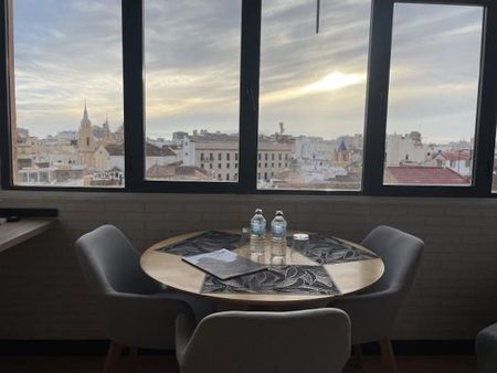 Calle Andrés Pérez, Málaga, Andalusia 29008 - Photo 2