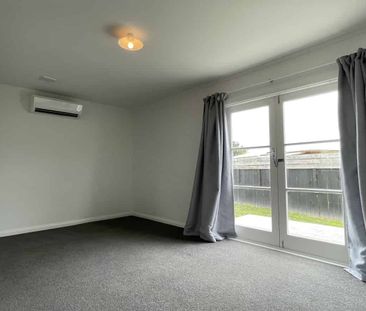 THREE BEDROOMS - AWAPUNI - Photo 5