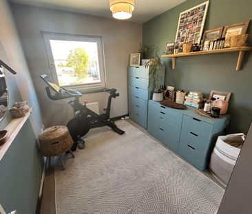 3 bedroom semi-detached house to rent - Photo 4