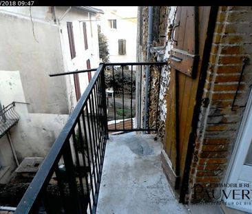 Bel Appartement T2 Meublé et Rénové avec Goût - Photo 2