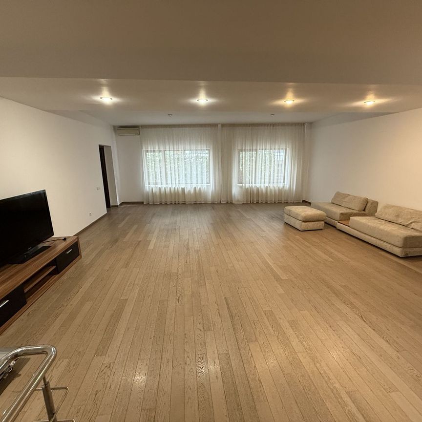 Apartament 5 camere de inchiriat zona Herastrau - Photo 1