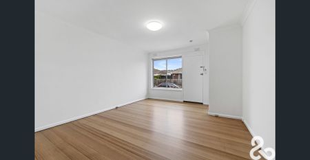 RENOVATED TWO BEDROOM DELIGHT - Photo 5