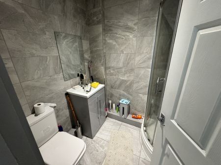 Headlands Road, Pontefract - Photo 3