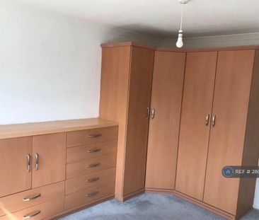 2 bedroom maisonette to rent - Photo 5