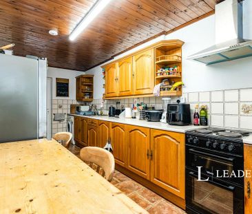 4 bedroom terraced house to rent - Photo 3