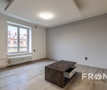 Pronájem bytu 2+1 56 m² - Photo 3