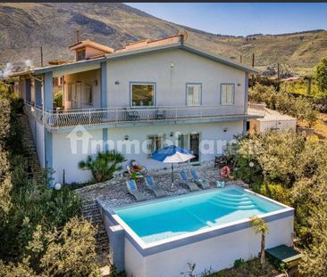 Villa unifamiliare via Porta Fraginesi 5, Centro, Castellammare del... - Photo 6