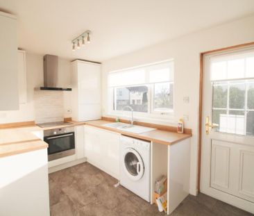 2 bedroom terraced house to rent - Photo 6