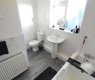 3 Bedroom Semi Detached To Let - Photo 6