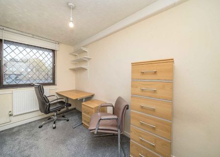 Westminster Bridge Road - Photo 2