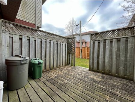 For Lease - 70 Chapman Court Unit# 2, London North, Ontario - Photo 4